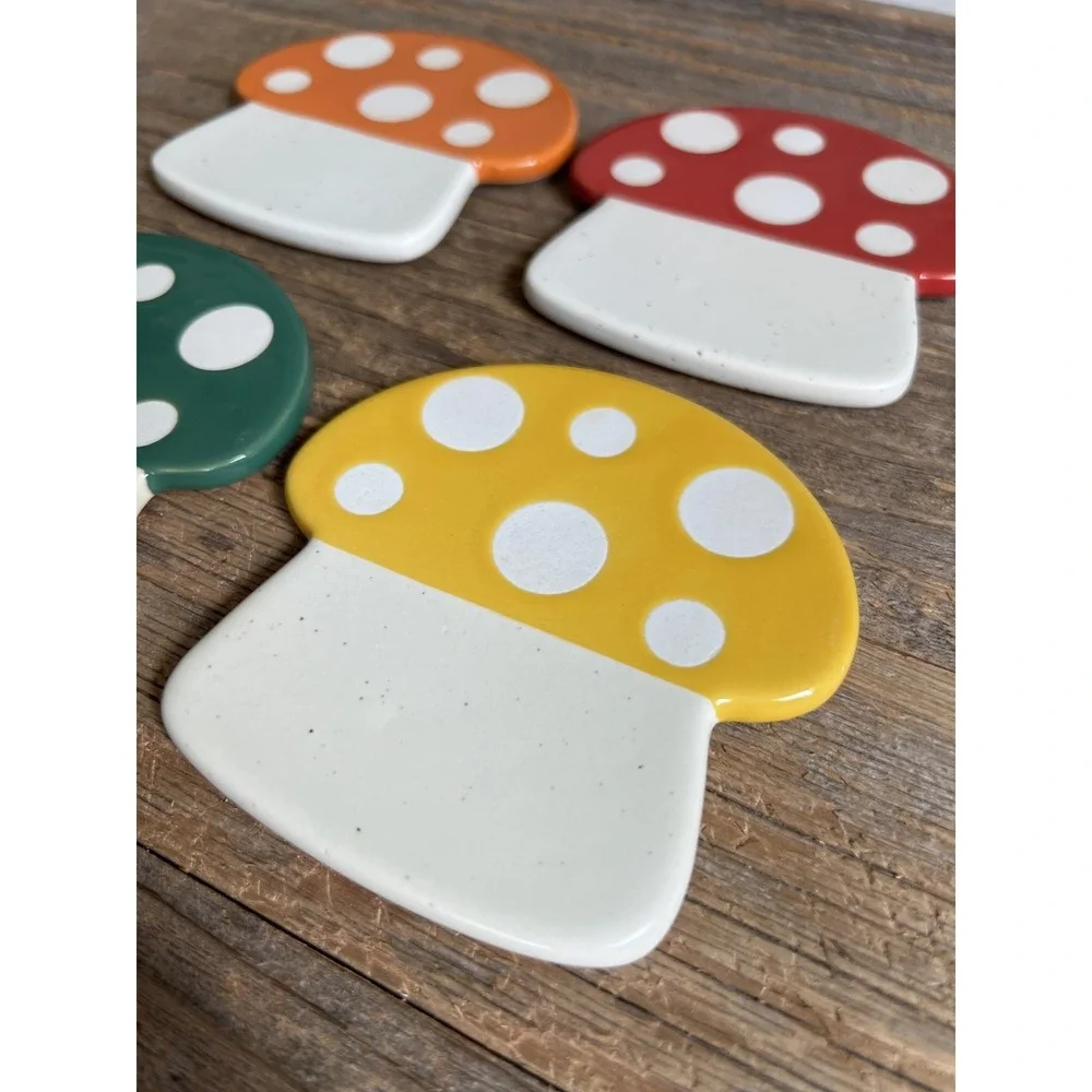 Mushroom‎ Ceramic Drink Coasters Set Of 4 Polka Dot Retro Mod Kitchen Decor